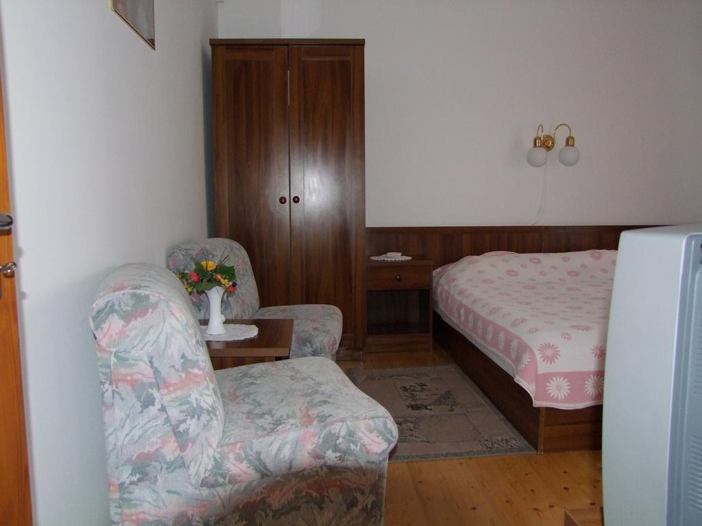 Rajna Apartmanház Bogács Esterno foto